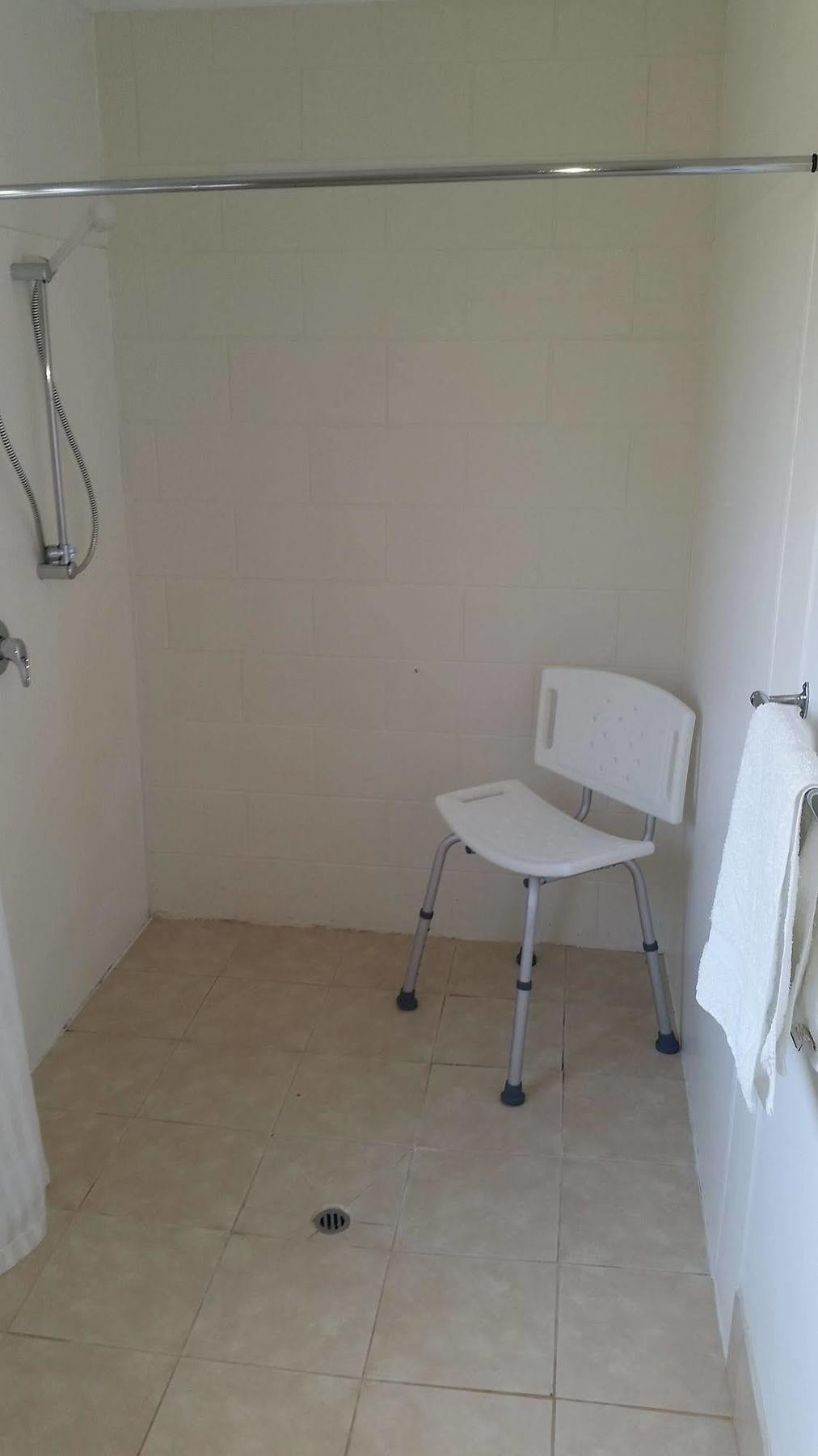 סקמנדר Carmens Inn מראה חיצוני תמונה